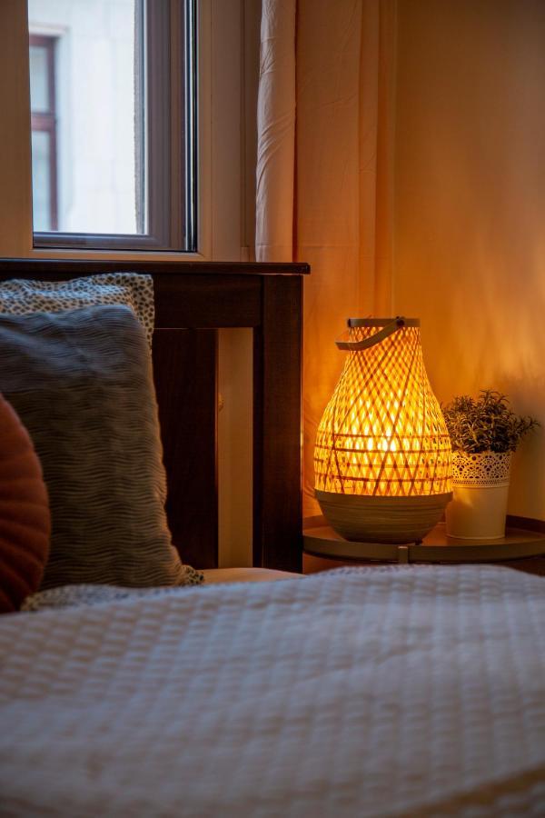 Cozy By Bella In The Heart Of Budapesta